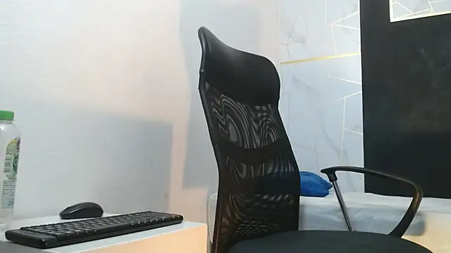 KittyStarmorbid webcam