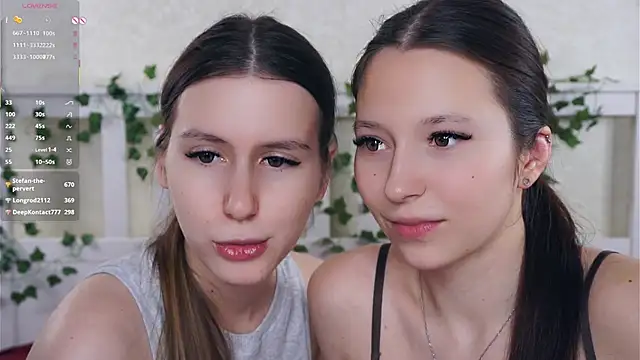 GabrielleLynchar... Live Webcam on Stripchat