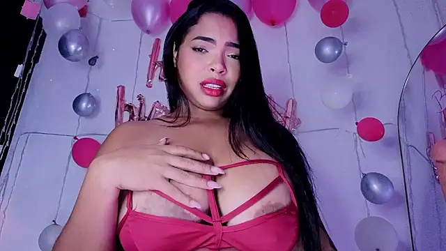 VickyGrey webcam