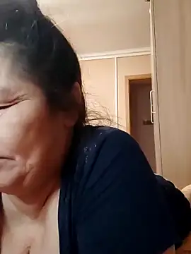 Zulfiya_Bruce webcam