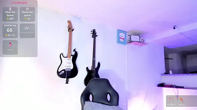 lilpervertgirl webcam