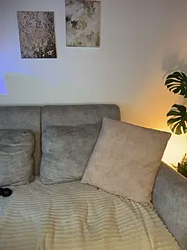 estrer_collins - Estrer_collins's free webcam - UK Sex Cams