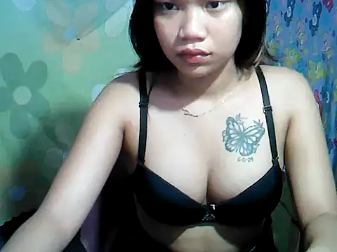 Milkytits_Yum00 webcam