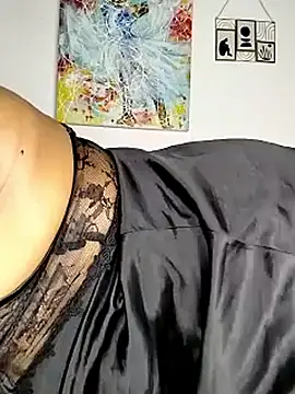 Sexymamibo webcam