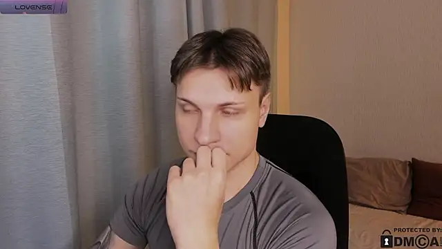 handsome_guy01 webcam