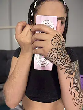 Isabella-Teen webcam