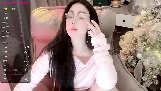 Monica-666888- webcam