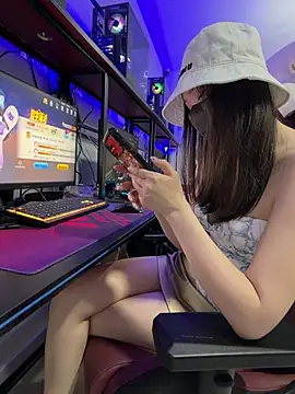 美女Lucky-cat88在线直播