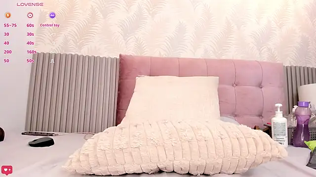 kimmie_kaboom_x - Kimmie_kaboom_x's free webcam