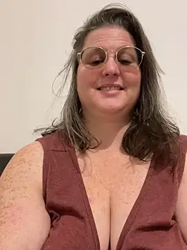 bea_french_curvy webcam