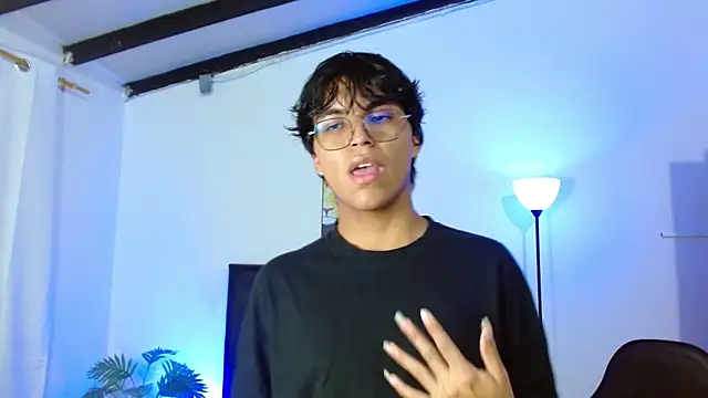 maecum18 - Maecum18's free webcam