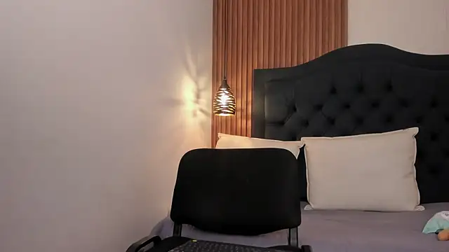 hisoka_011 - Hisoka_011's free webcam - UK Sex Cams