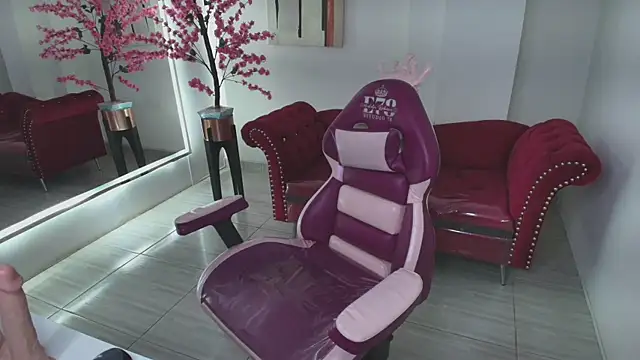 Emily_andrews webcam