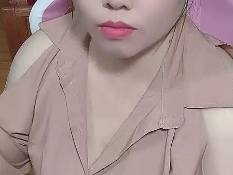 sunna104 - Sunna104's free webcam - UK Sex Cams