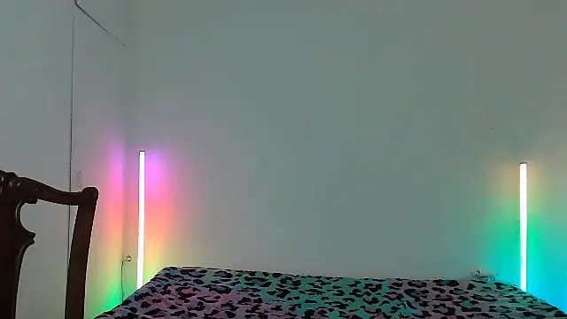 honeyvalentine - HoneyValentine's free webcam - UK Sex Cams