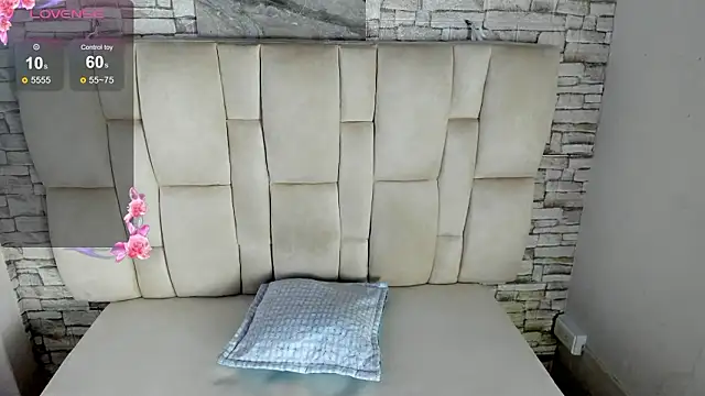 Celesste_doll webcam