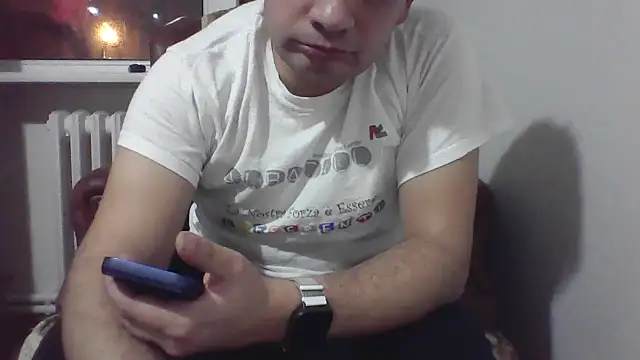 TurkishNudistMan webcam