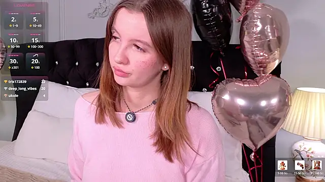 Layla_Bloom webcam