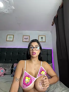 lovely_violet13 webcam