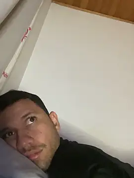 Michaell_Spinelly webcam