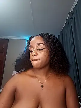 queen-chocolate - Queen-Chocolate's free webcam