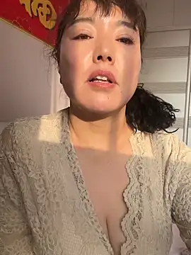 美女oo-shanshan在线直播