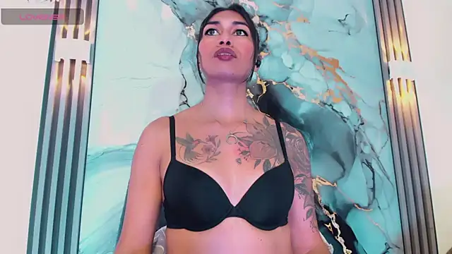 khiara_moretti webcam