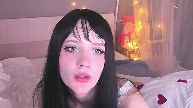 ElizabethBritanny webcam