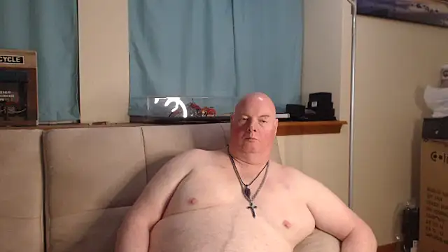 harley99574 (M grandpa) - naked at goal