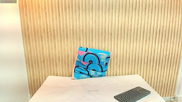 frayhot777 - Frayhot777's free webcam - UK Sex Cams