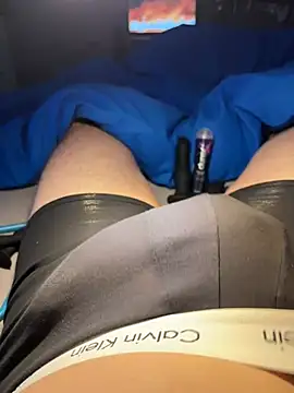 gastonbig (M twink) - Enlève mon caleçon / Take off my boxers