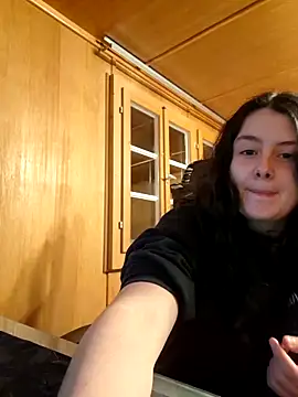 youngliisaxx - YoungLiisaxx's free webcam - UK Sex Cams