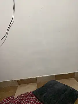 Lucy_YupiSweet webcam