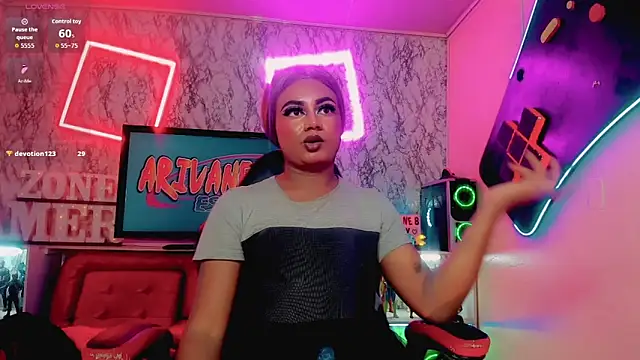 Alice_brandom webcam