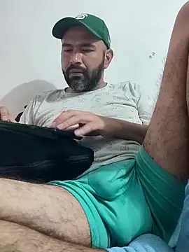 hairyandbigmann webcam