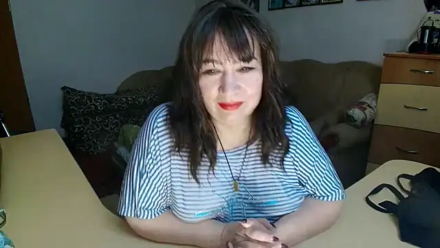 Lucretia_Goldi_ webcam