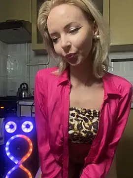 kristina03 - Kristina03's free webcam