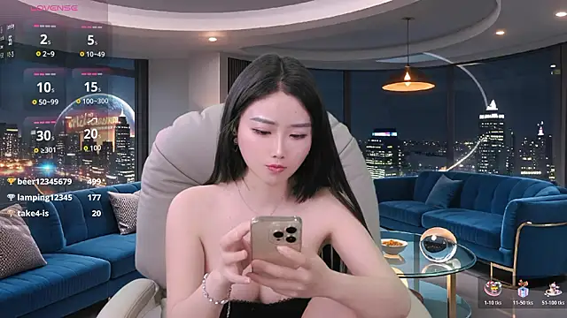 美女yoyo520-在线直播