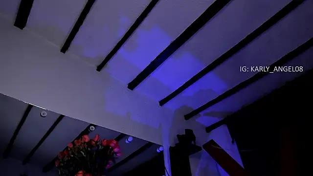 karly_angeel webcam