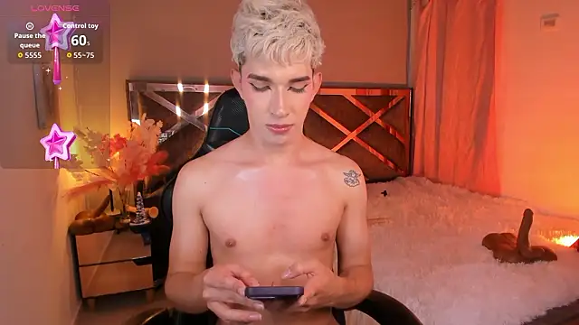 Cherry_zayden_ webcam