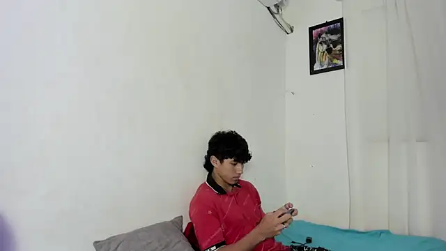 Laura_and_Kevin webcam