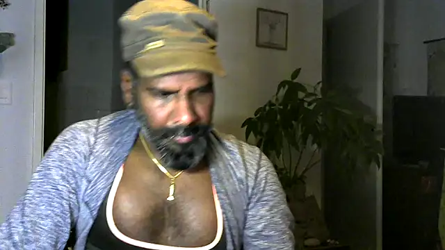 frenchblackc31 webcam