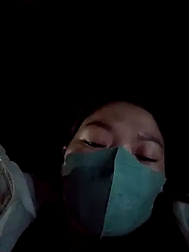 Live solo webcam of nat-tri