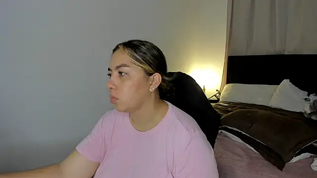 brithany_olson25 - Brithany_olson25's free webcam