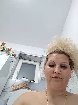 divineblond - Divineblond's free webcam - UK Sex Cams