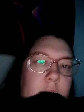 Sexycurvyemilyy webcam