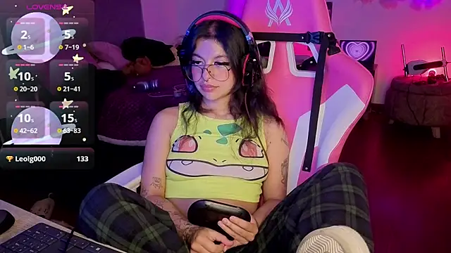 larah_uwu webcam