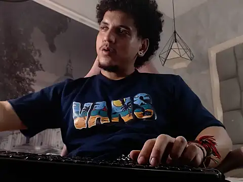 xfire_boy69 - Xfire_boy69's free webcam - UK Sex Cams