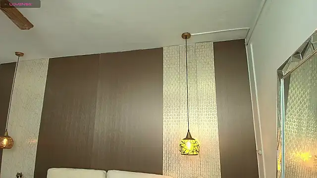 Tiifany_Baker webcam