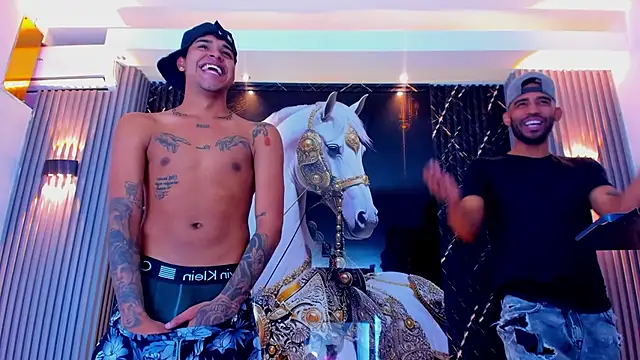 The_Gods_In_Diamonds webcam